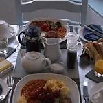 White Rose Гостевой дом Уиндермир