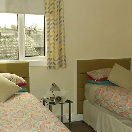 Πανσιόν White Rose 4*