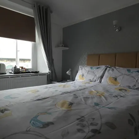 Guest house White Rose 4*